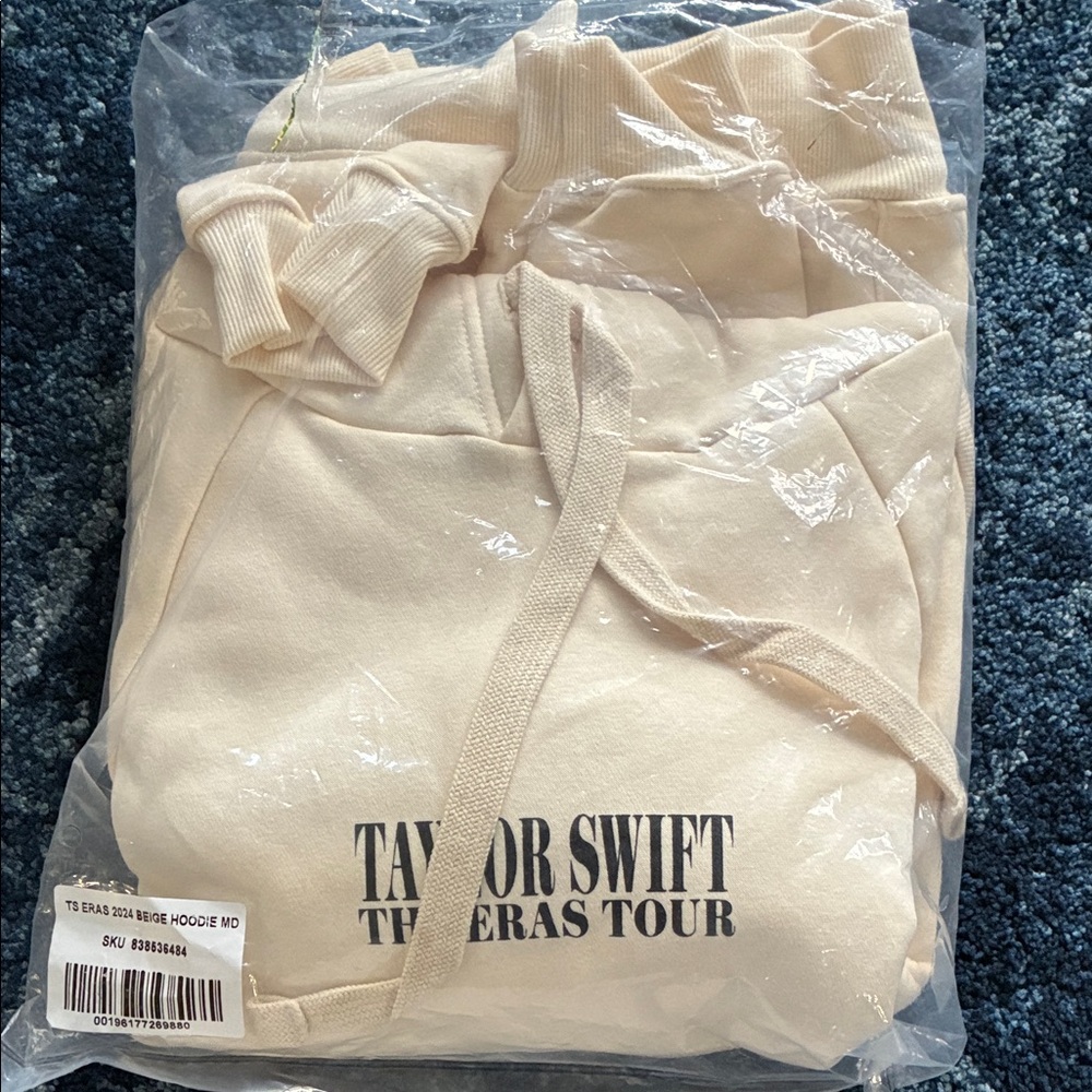 Taylor Swift The Eras Tour Official Hoodie- Photo Back - Med - NEW - Picture 3 of 10